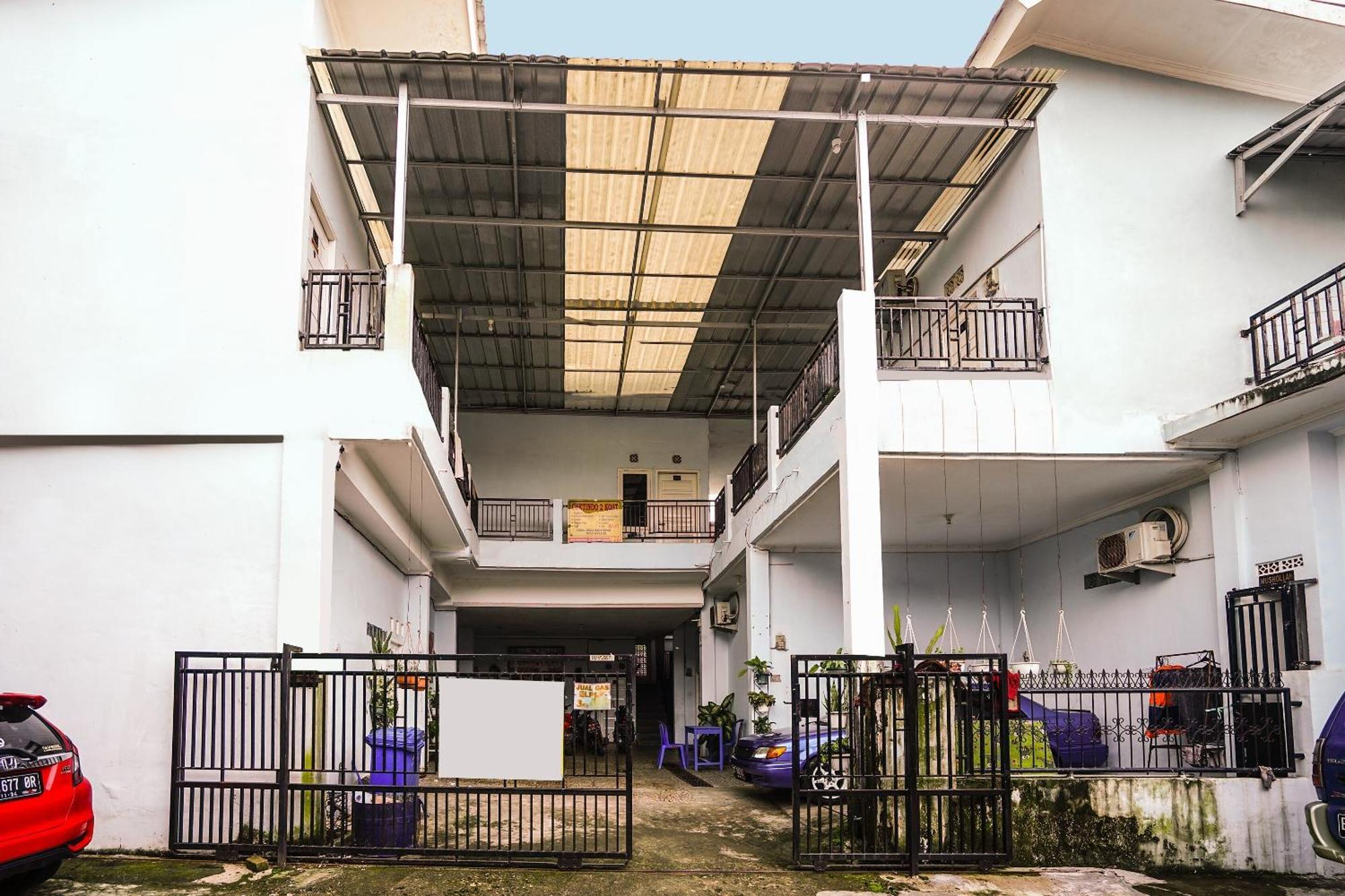 Oyo Life 92046 Garuda Residence Palembang Kültér fotó